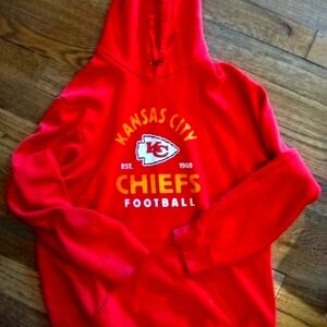 KC CHIEFS HOODIE SIZE XL